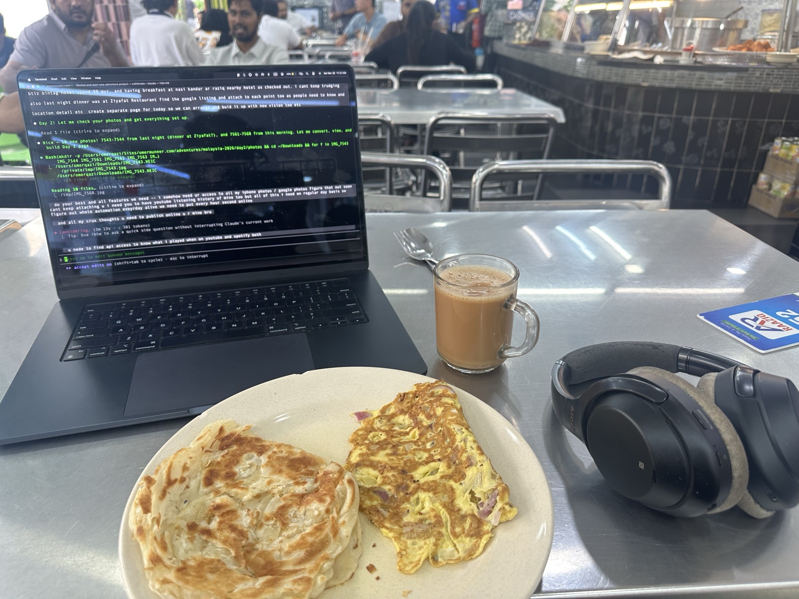 Roti canai and teh tarik at Nasi Kandar Ar-Raziq, Bukit Bintang