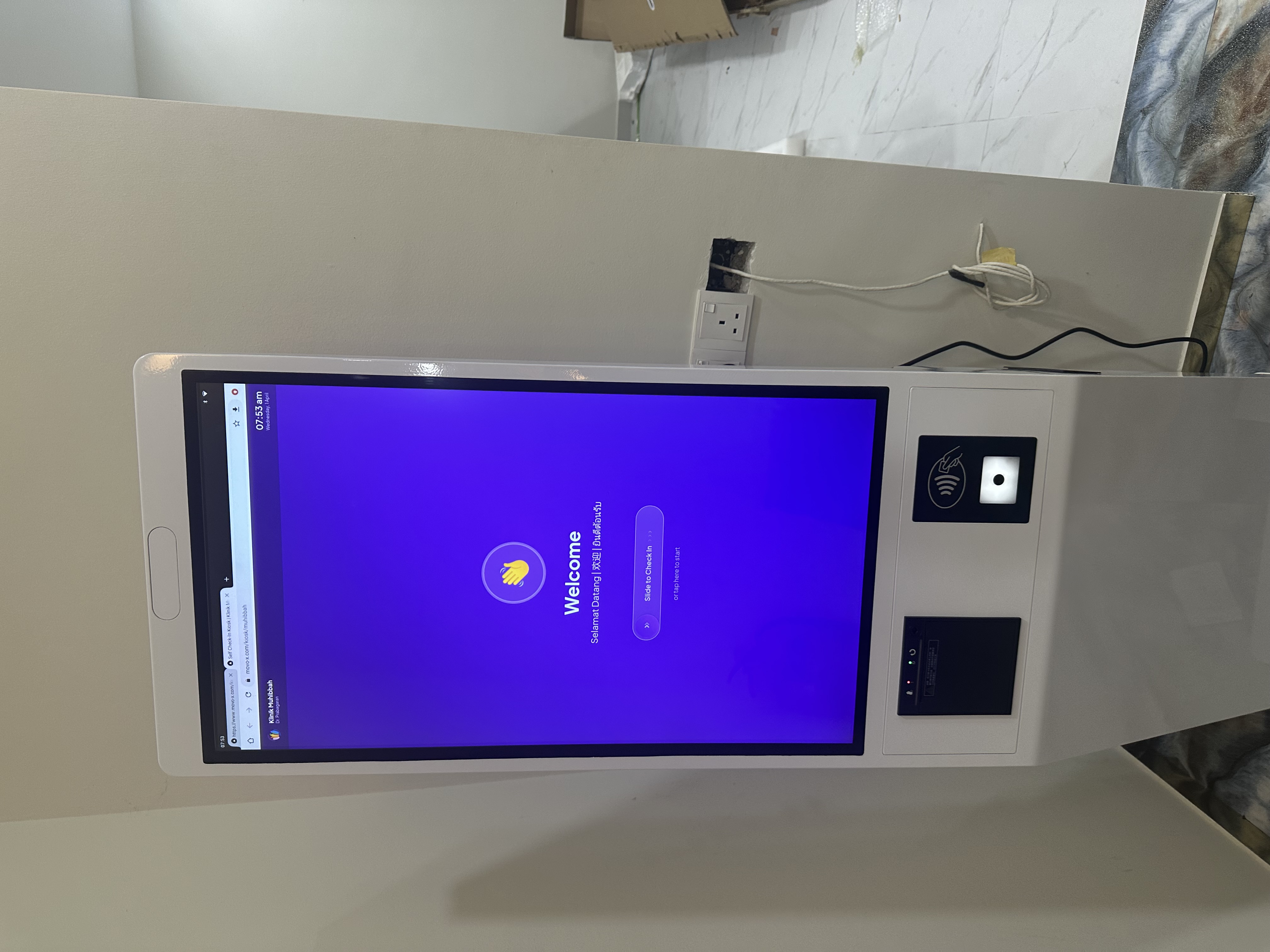 ClinicX Welcome screen — final working state with multi-language support